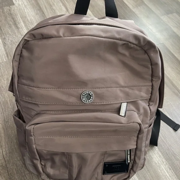 Steve Madden Tan Backpack Modern Design - Picture 2 of 10